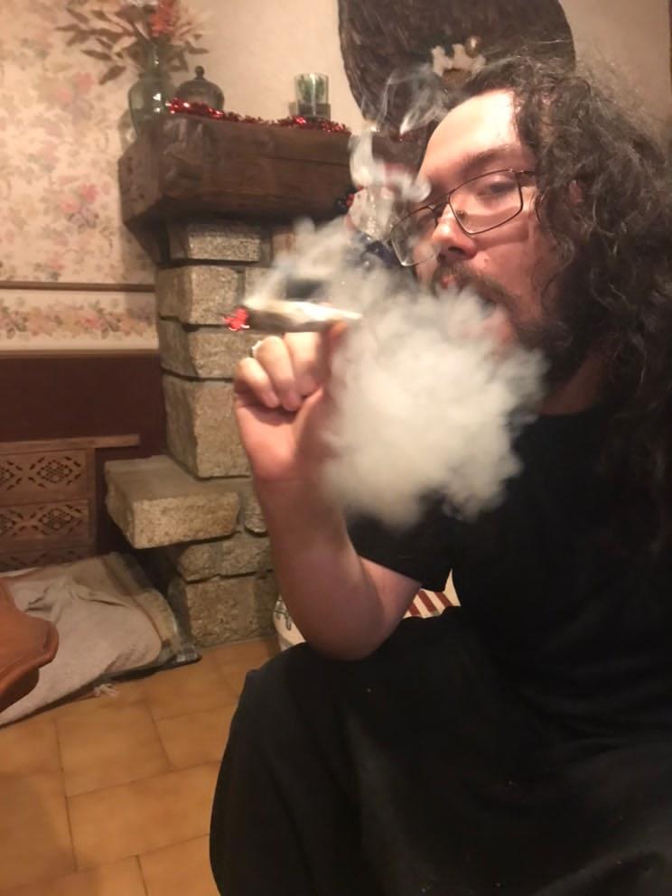 Profil de Ellias